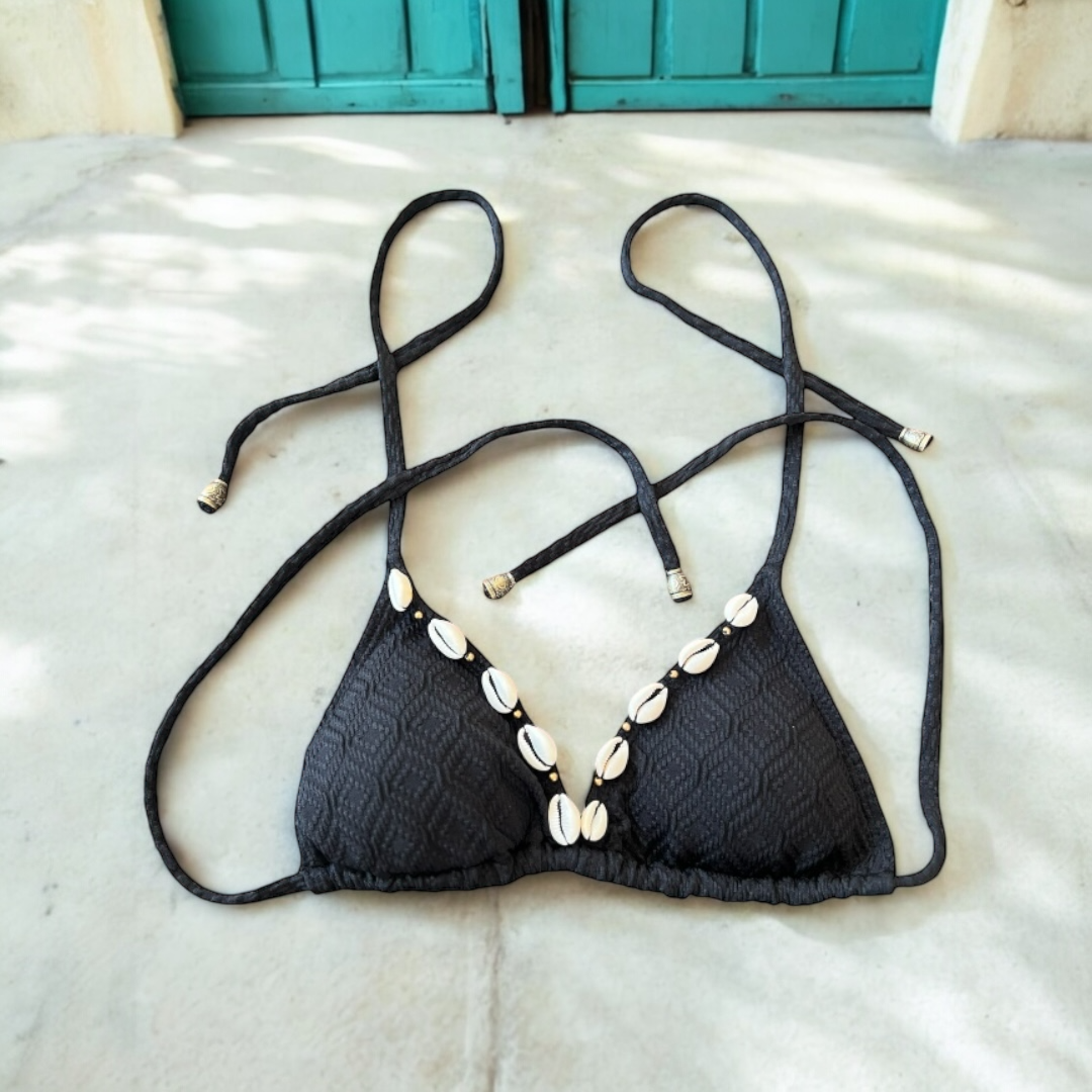 The Shelly Triangle Bikini Top